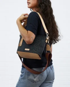 Handbags^Consuela Rattler Wedge